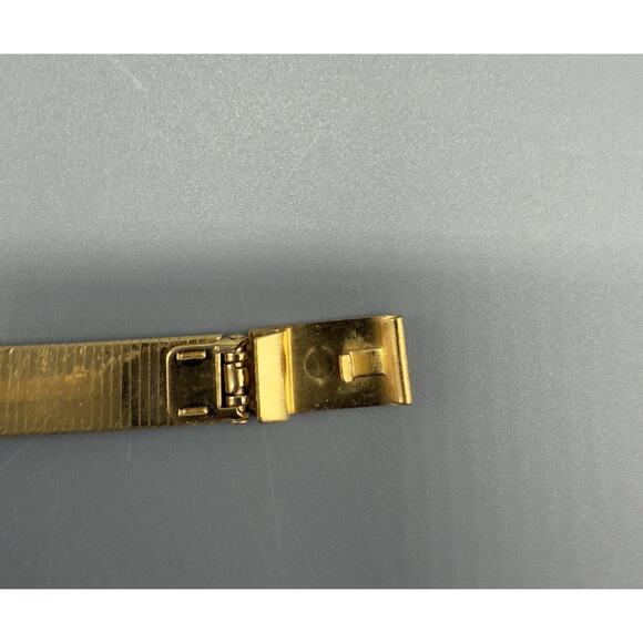 Elgin EK172-007 Womens Gold Tone Diamond Accent Quartz Watch 16mm - Picture 10 of 10